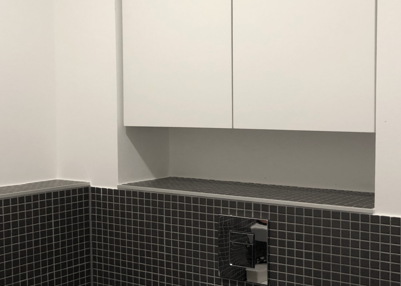 Hänge Schrank fürs Bad