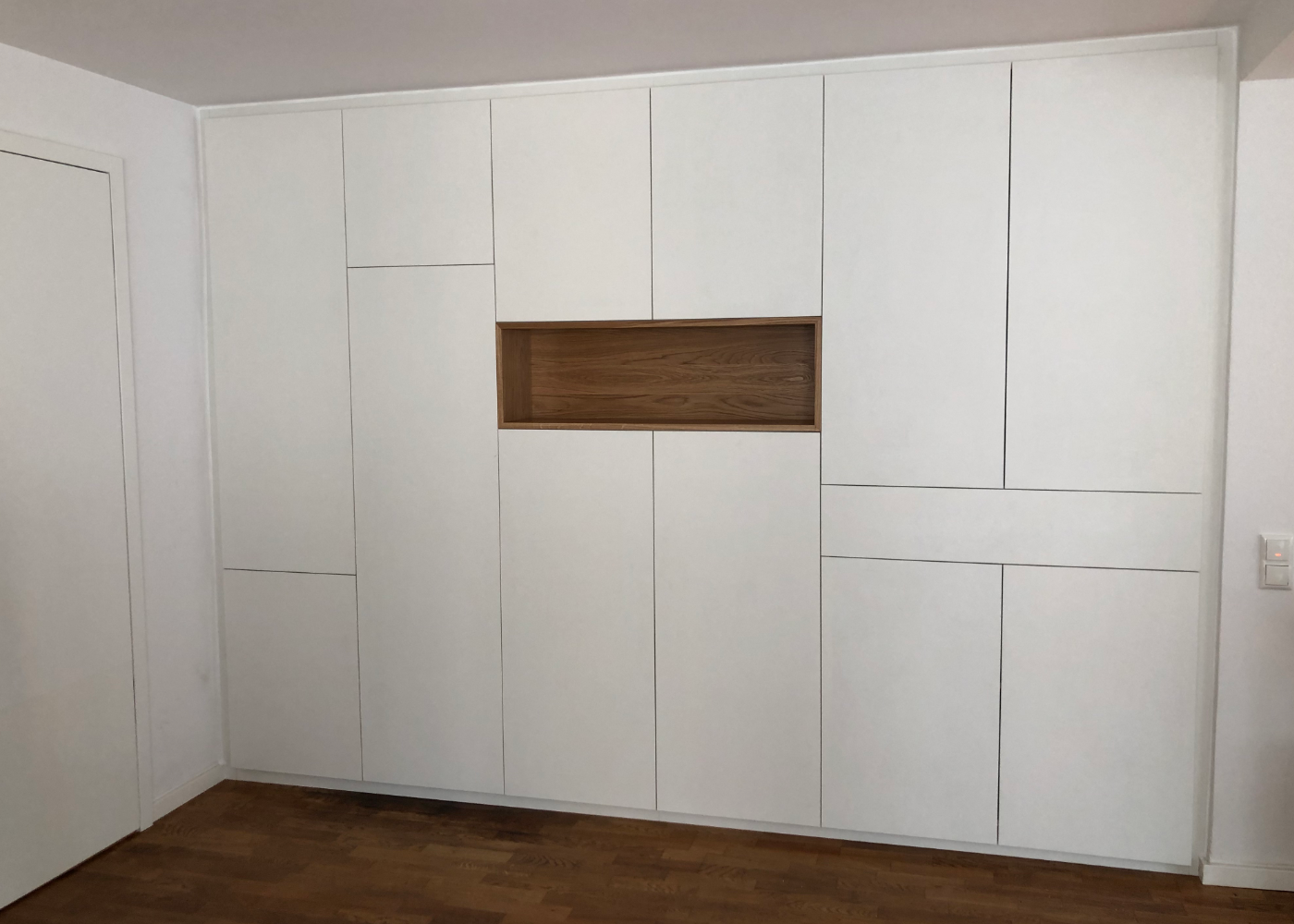 Schrank maßgenscheidert